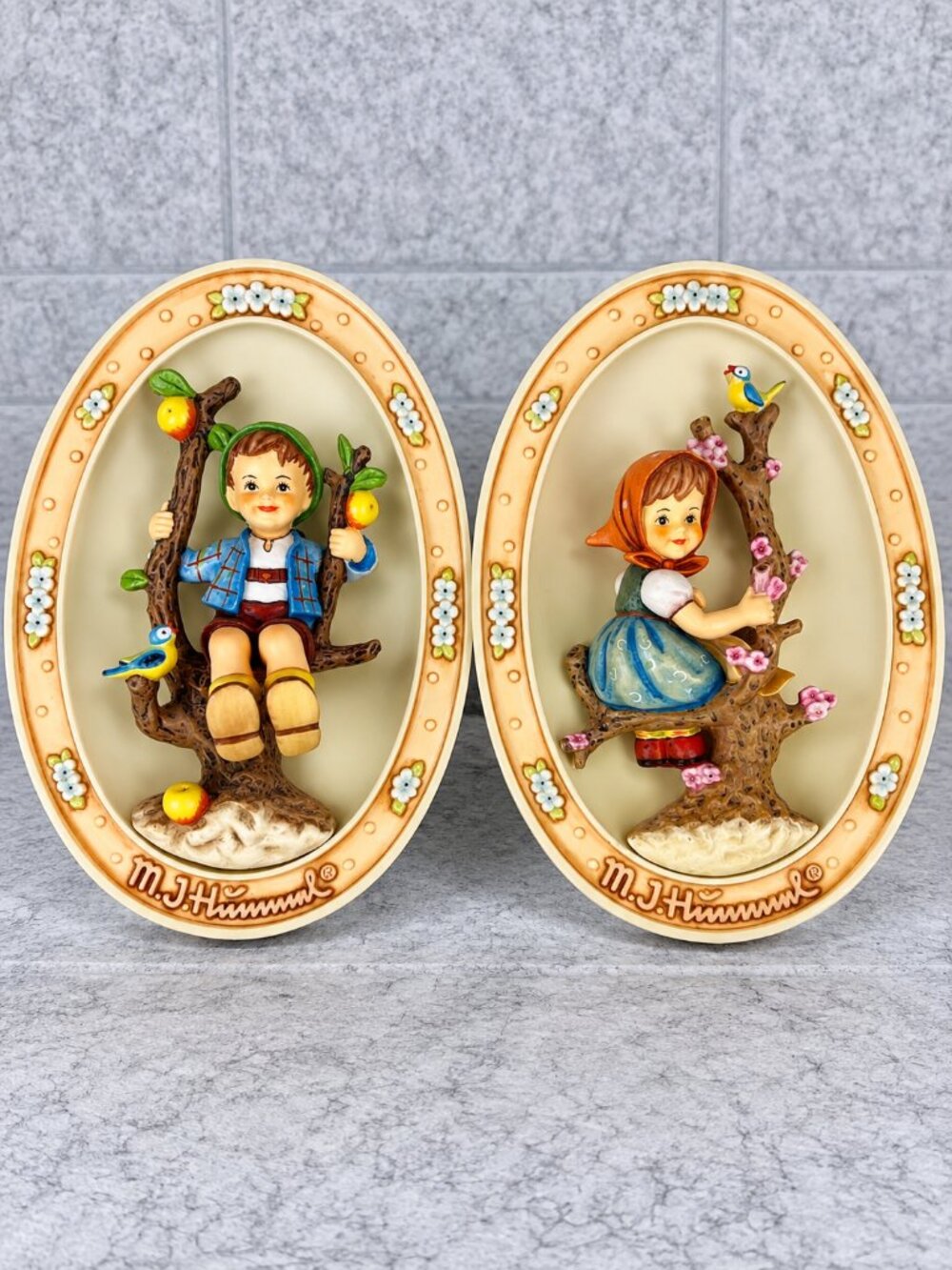 Goebel M.J. Hummel Apple Tree Boy & Girl Wall Plaques Set of 2